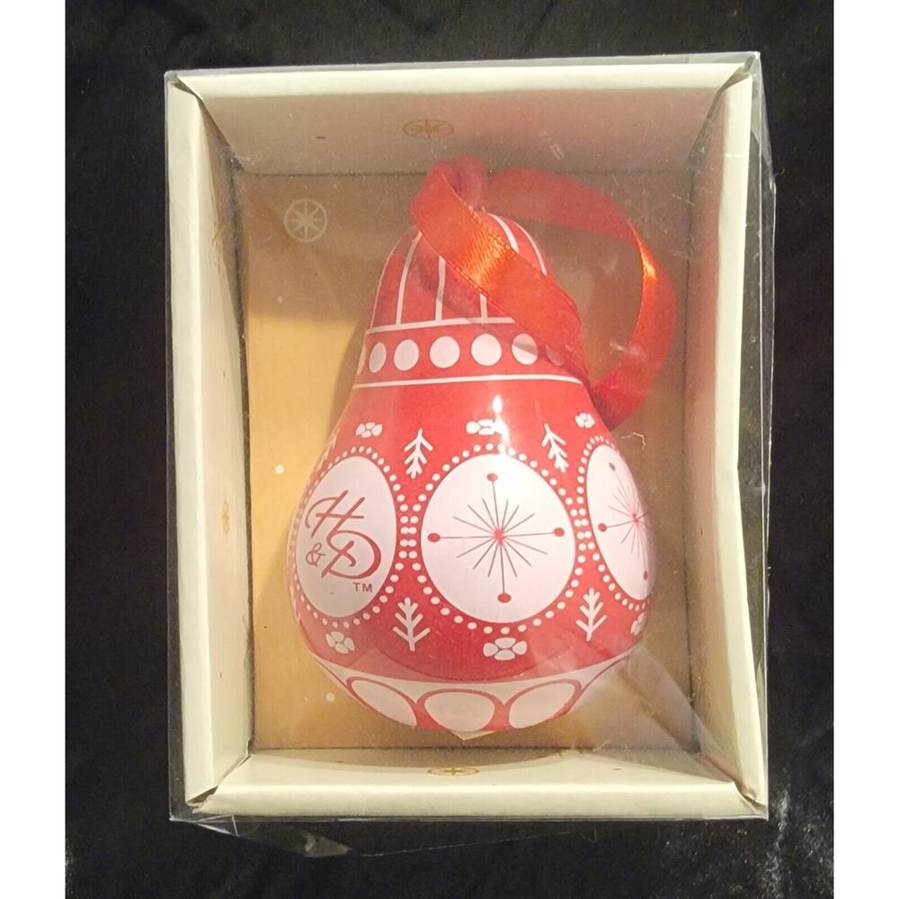 HARRY & DAVID KEEPSAKE CERAMIC PEAR CHRISTMAS ORNAMENT 1ST EDITION NIB